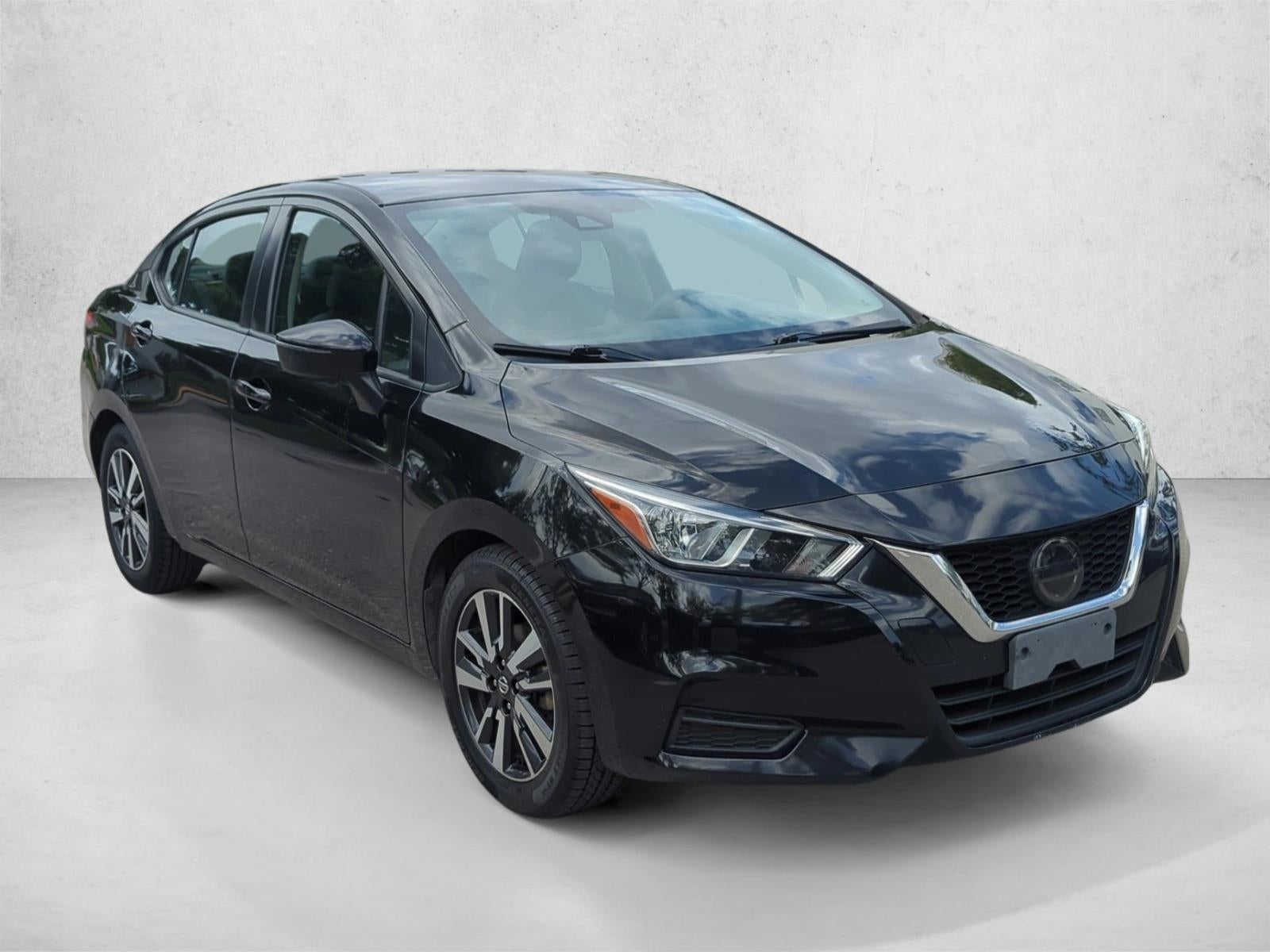 2020 Nissan Versa SV CVT
