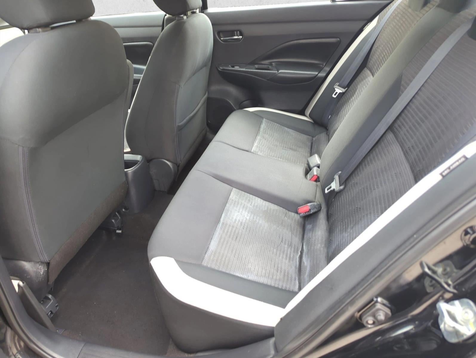 2020 Nissan Versa SV CVT