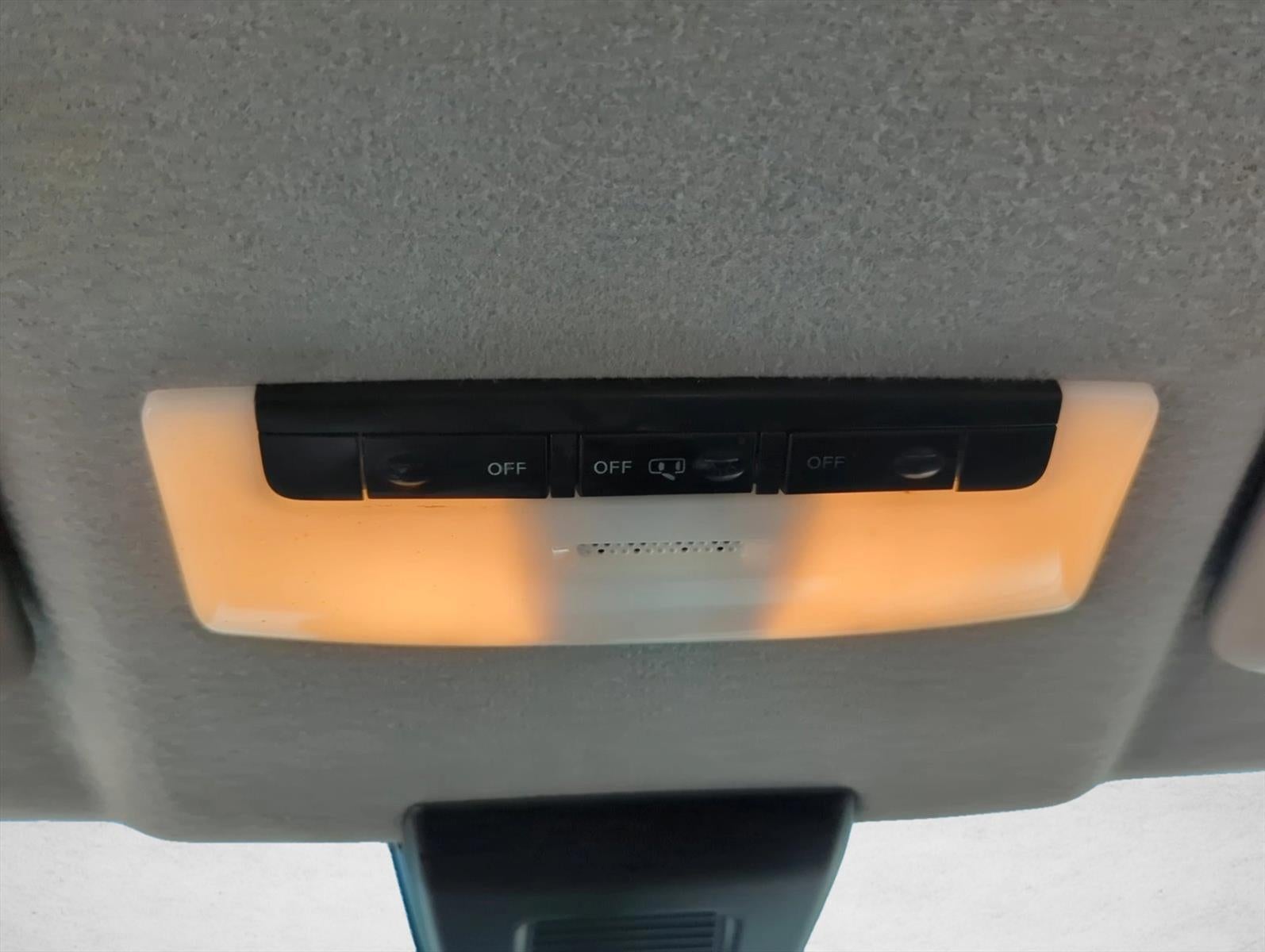 2020 Nissan Kicks SV FWD