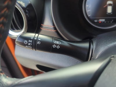 2020 Nissan Kicks SR FWD