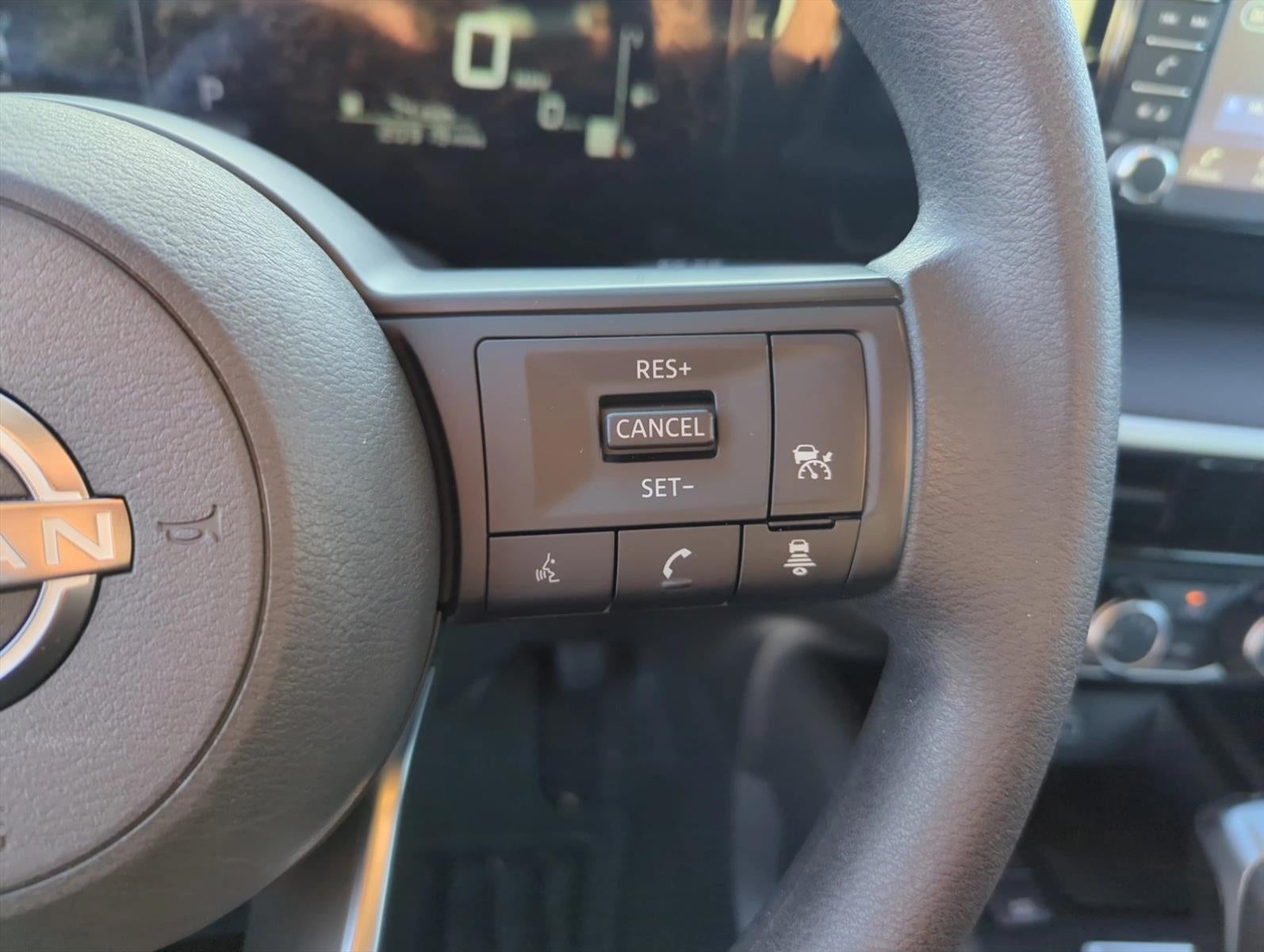 2025 Nissan Kicks S FWD