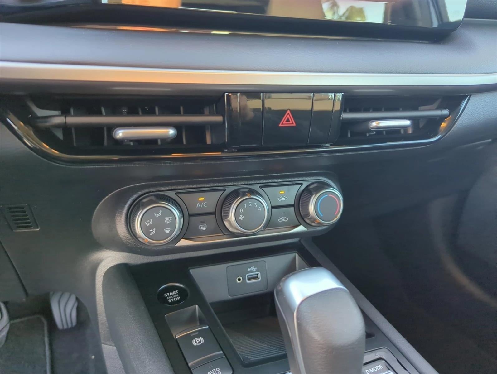2025 Nissan Kicks S FWD