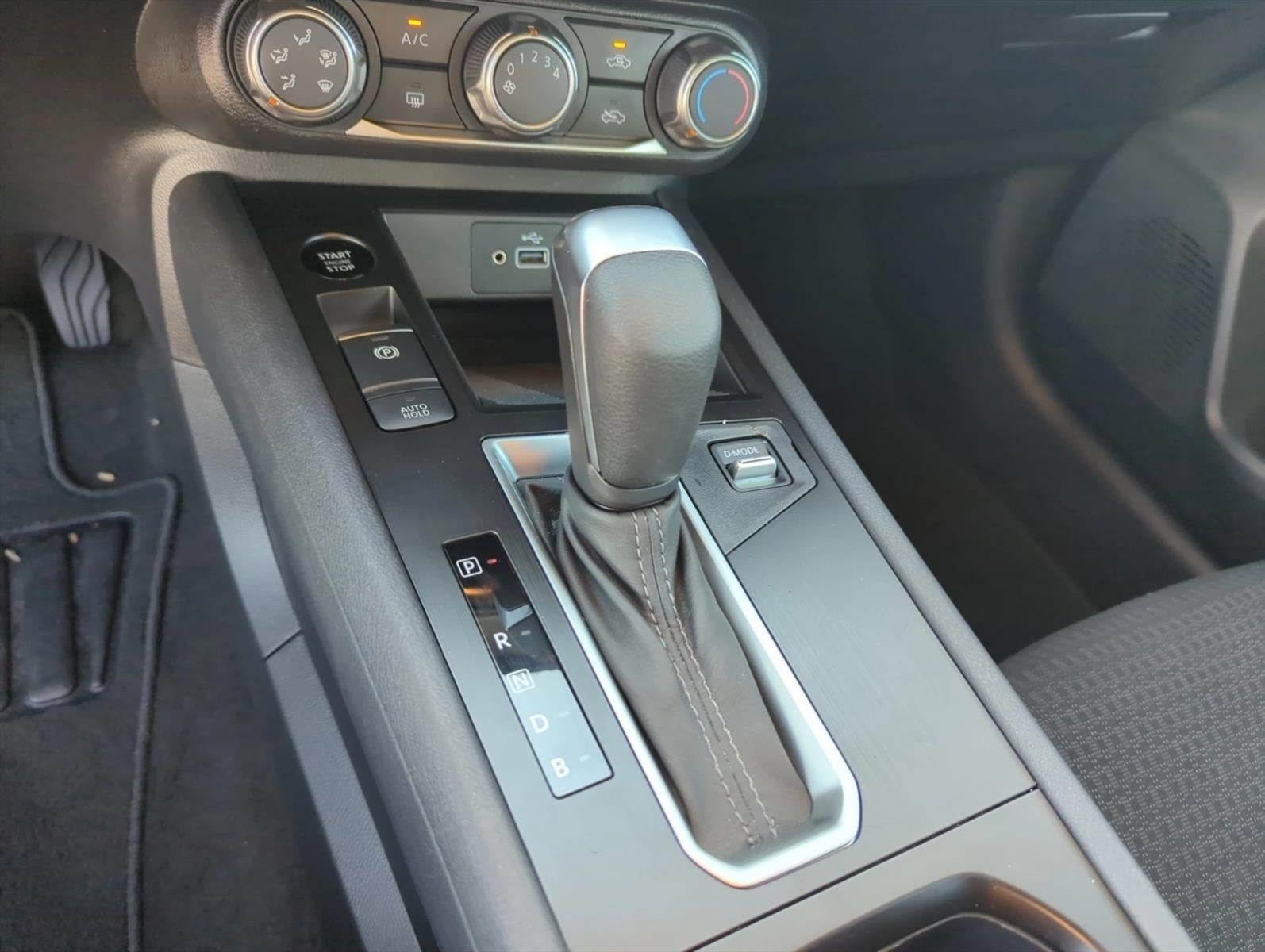 2025 Nissan Kicks S FWD