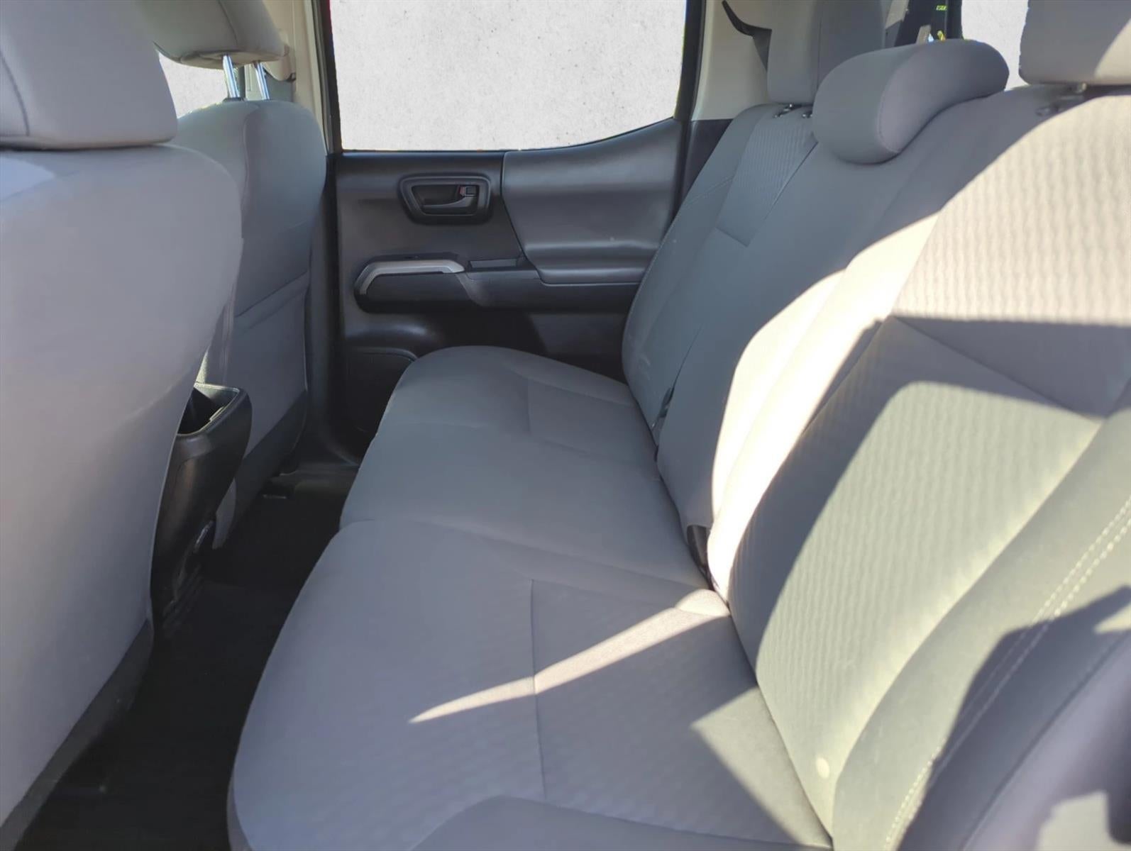 2020 Toyota Tacoma 2WD 2WD SR5 Double Cab 5' Bed V6 AT (GS)