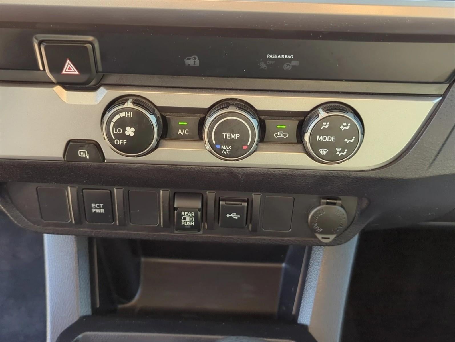 2020 Toyota Tacoma 2WD 2WD SR5 Double Cab 5' Bed V6 AT (GS)