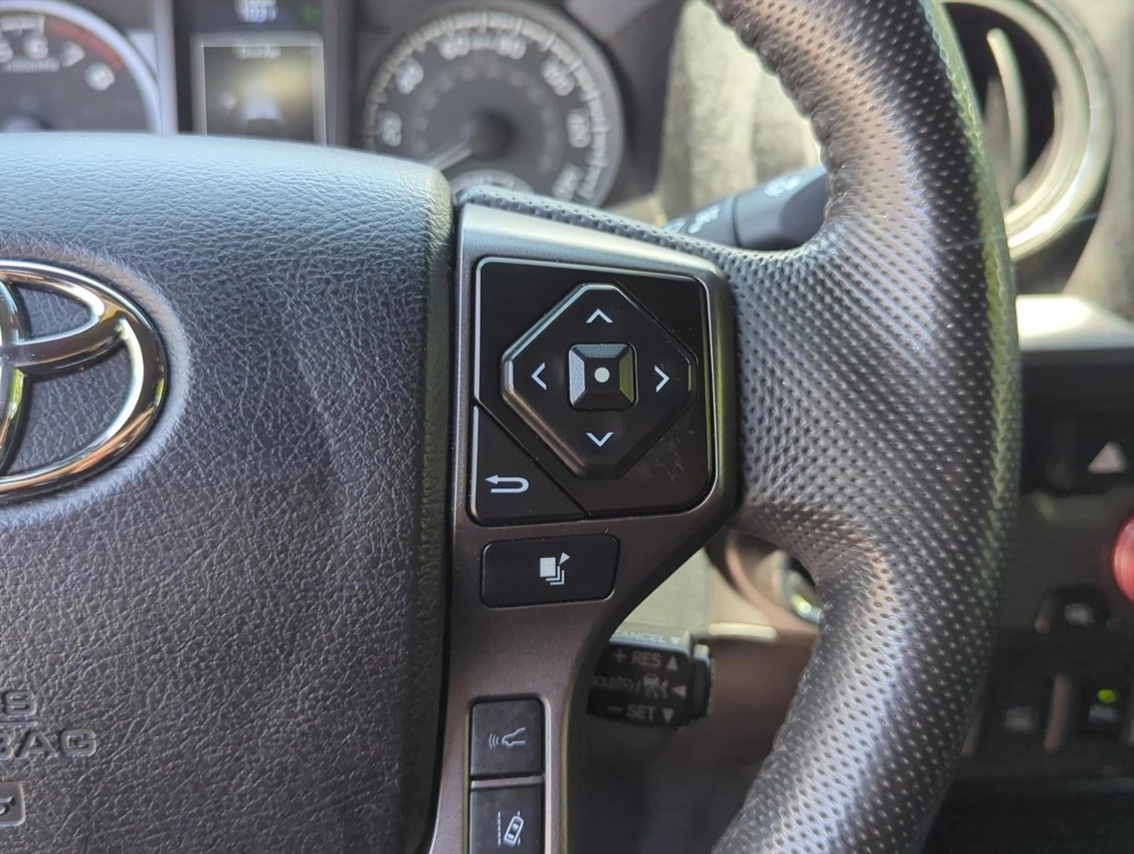 2022 Toyota Tacoma 2WD 2WD TRD Sport Double Cab 5' Bed V6 AT (Natl)