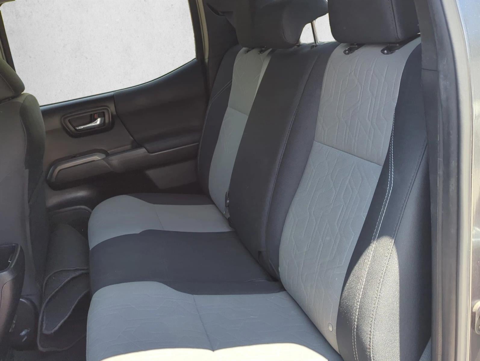 2022 Toyota Tacoma 2WD 2WD TRD Sport Double Cab 5' Bed V6 AT (Natl)
