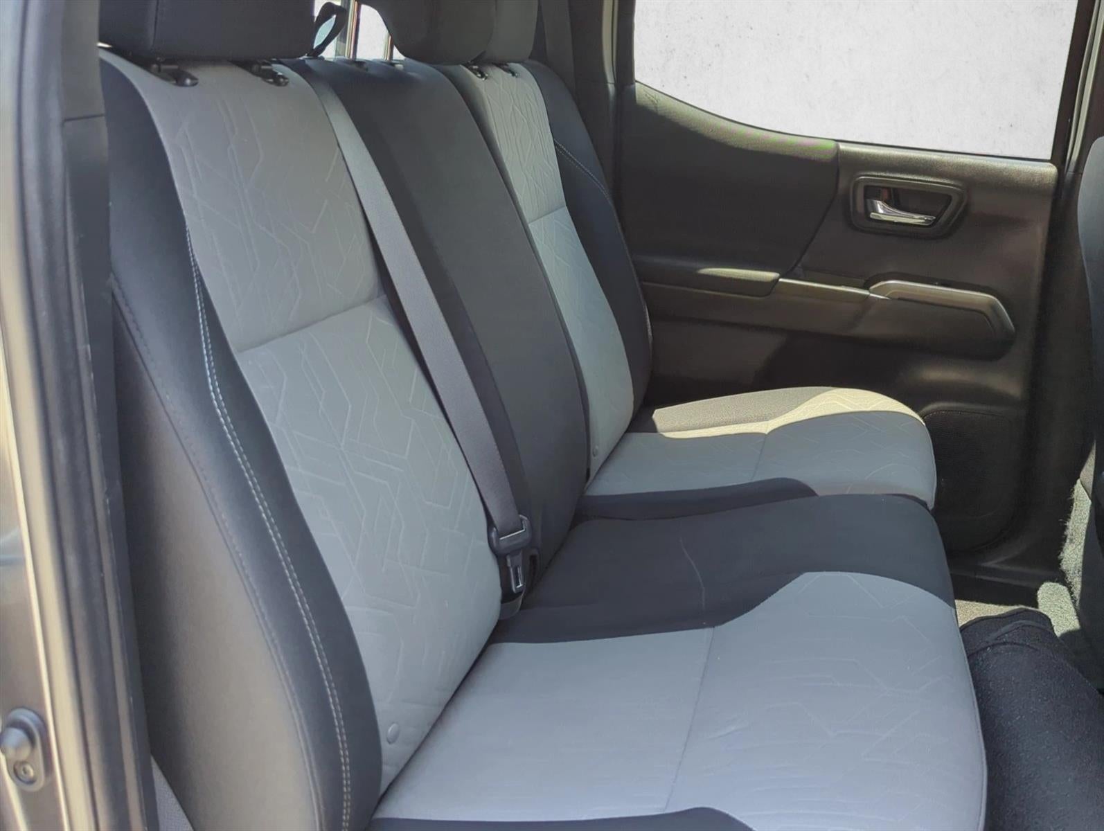 2022 Toyota Tacoma 2WD 2WD TRD Sport Double Cab 5' Bed V6 AT (Natl)
