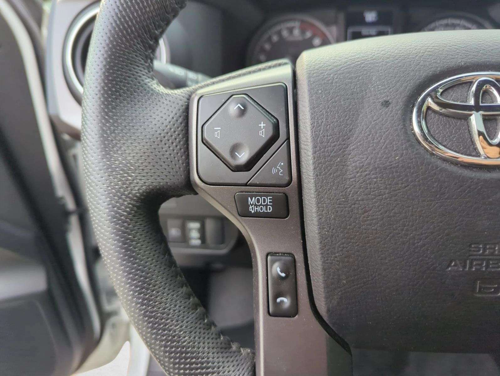 2022 Toyota Tacoma 2WD 2WD TRD Sport Double Cab 5' Bed V6 AT (Natl)