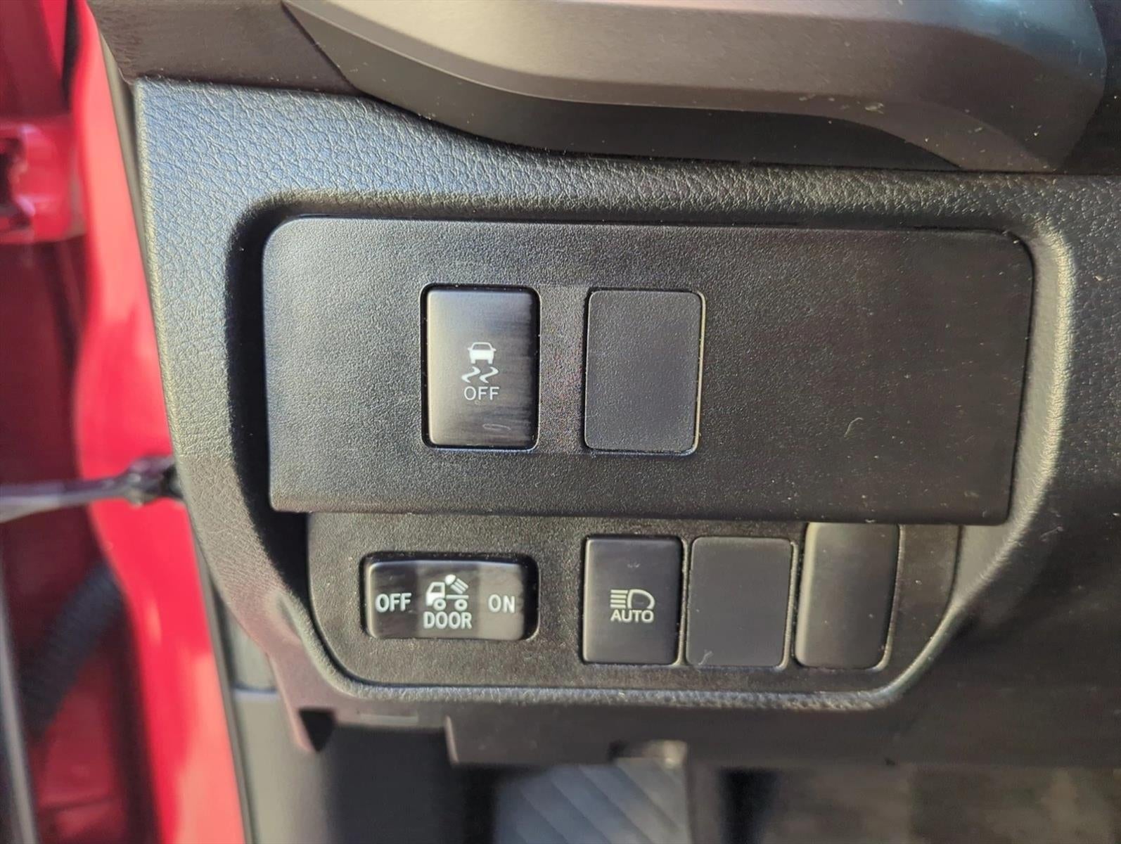 2022 Toyota Tacoma 2WD 2WD SR5 Double Cab 5' Bed V6 AT (GS)