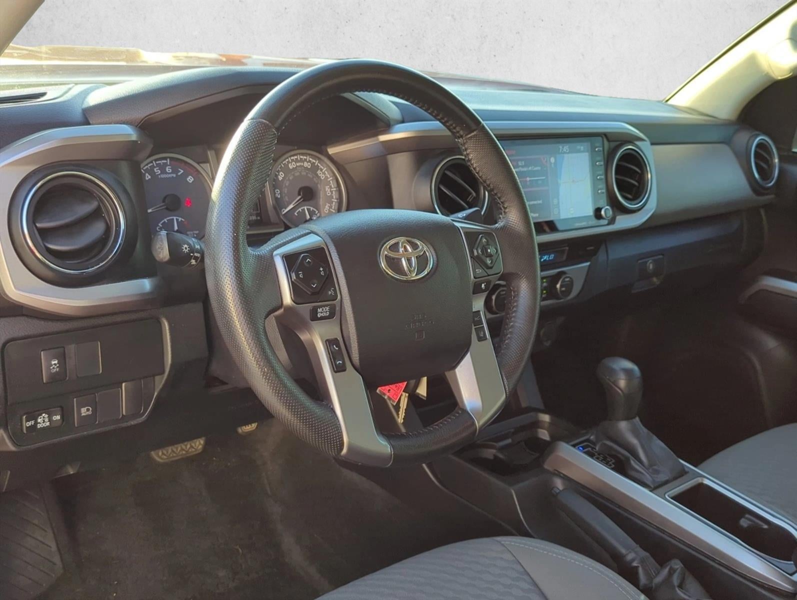 2022 Toyota Tacoma 2WD 2WD SR5 Double Cab 5' Bed V6 AT (GS)