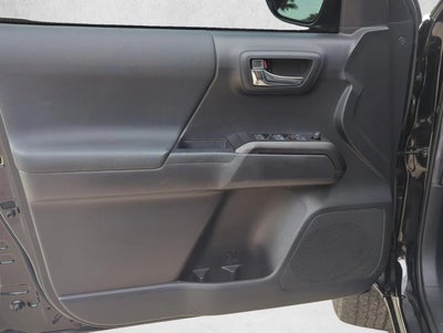 2022 Toyota Tacoma 2WD 2WD TRD Sport Double Cab 5' Bed V6 AT (Natl)
