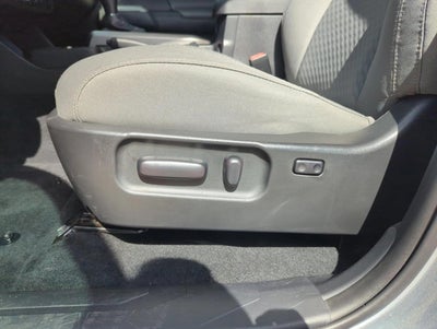 2022 Toyota Tacoma 2WD 2WD SR5 Double Cab 5' Bed V6 AT (GS)