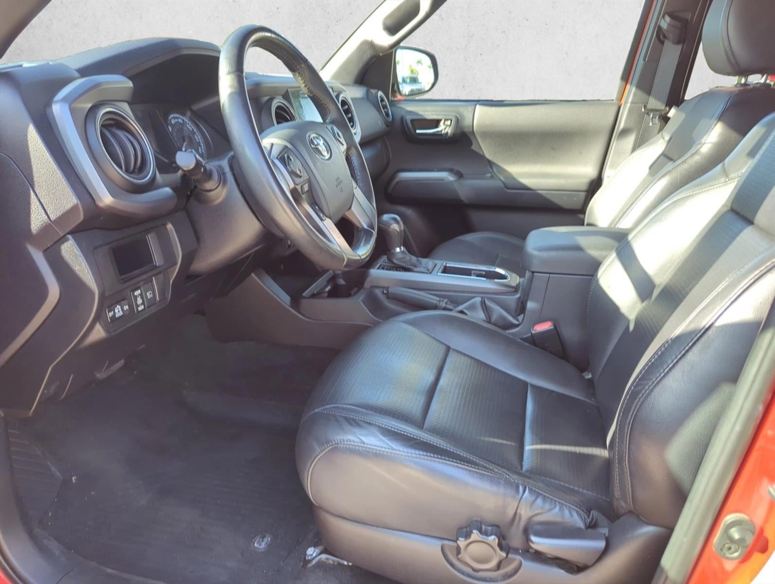 2018 Toyota Tacoma TRD Sport Double Cab 5' Bed V6 4x4 AT (Natl)