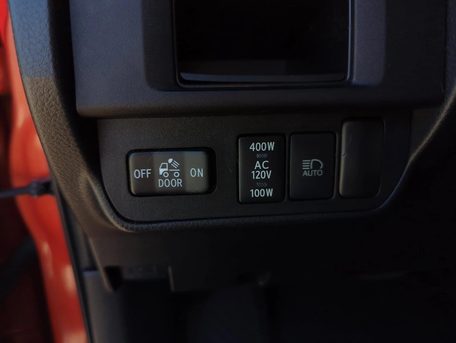 2018 Toyota Tacoma TRD Sport Double Cab 5' Bed V6 4x4 AT (Natl)