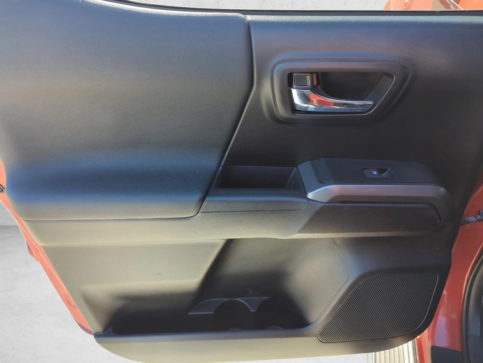 2018 Toyota Tacoma TRD Sport Double Cab 5' Bed V6 4x4 AT (Natl)