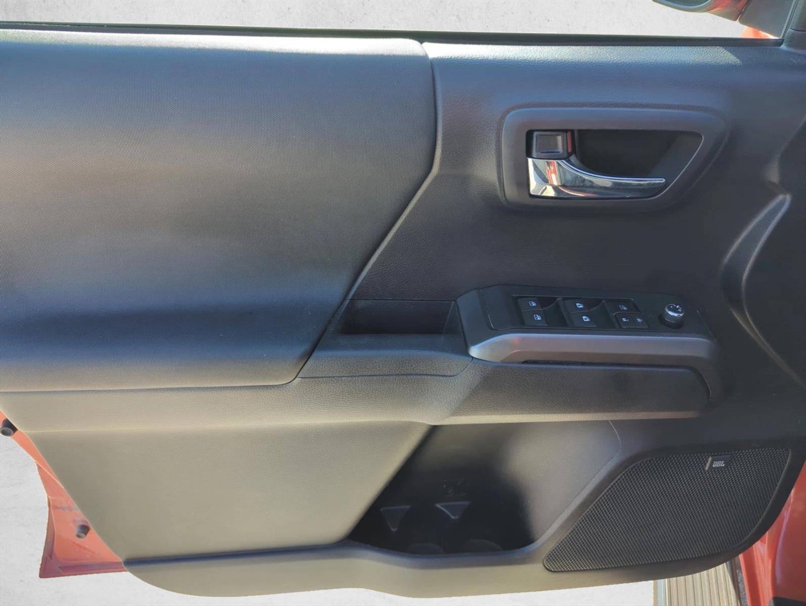2018 Toyota Tacoma TRD Sport Double Cab 5' Bed V6 4x4 AT (Natl)