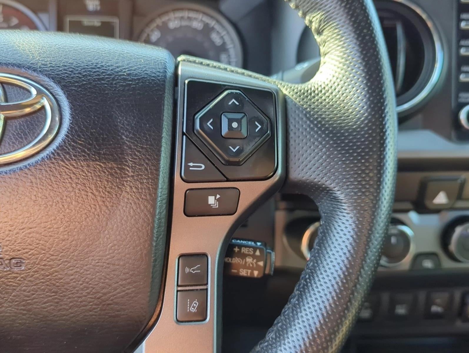 2021 Toyota Tacoma 4WD 4WD TRD Sport Double Cab 5' Bed V6 AT (Natl)