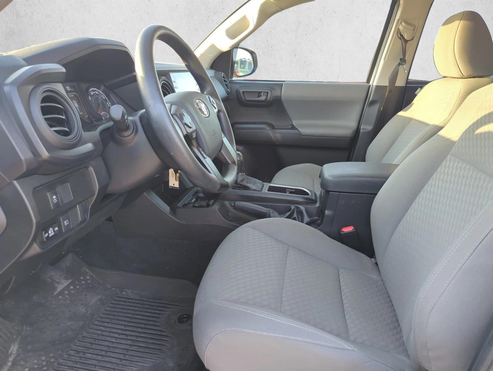 2023 Toyota Tacoma 4WD 4WD SR Double Cab 5' Bed V6 AT (GS)