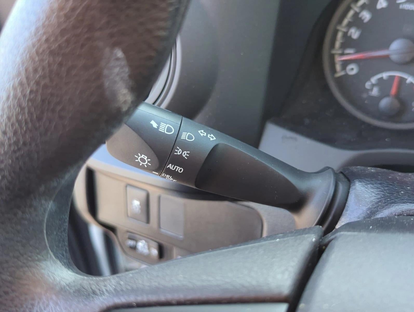 2023 Toyota Tacoma 4WD 4WD SR Double Cab 5' Bed V6 AT (GS)