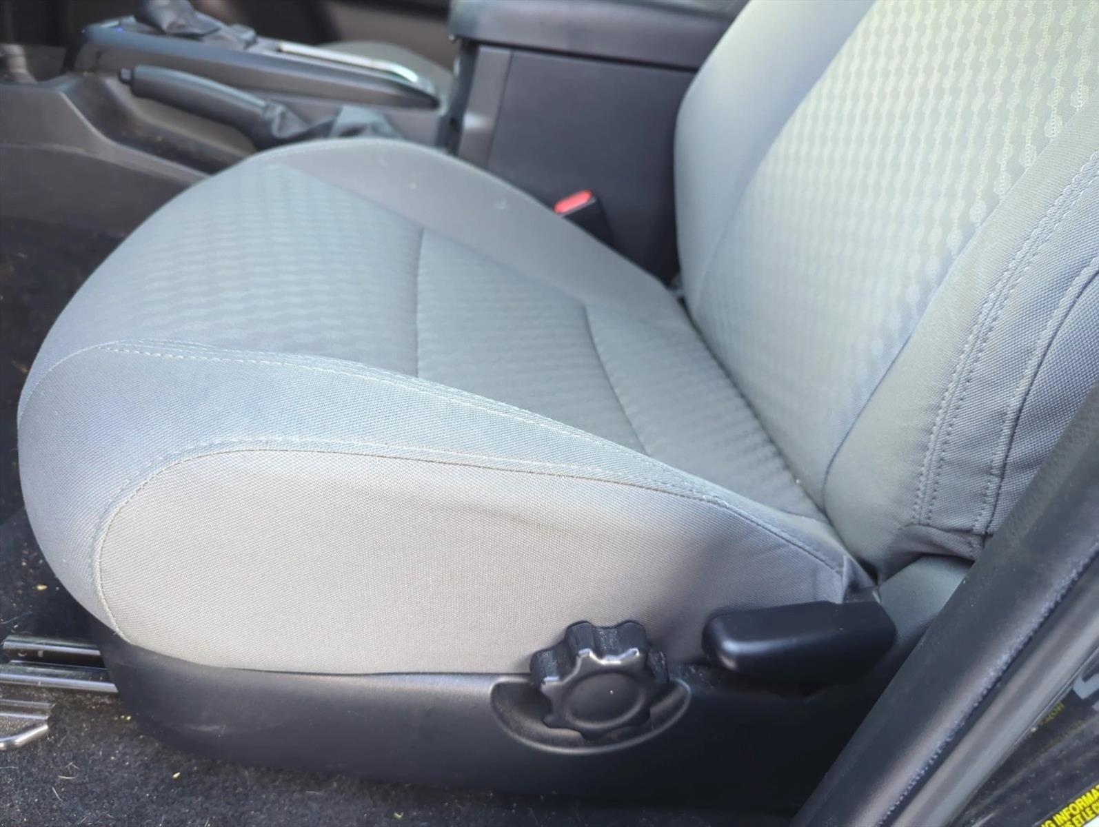 2023 Toyota Tacoma 4WD 4WD SR Double Cab 5' Bed V6 AT (GS)