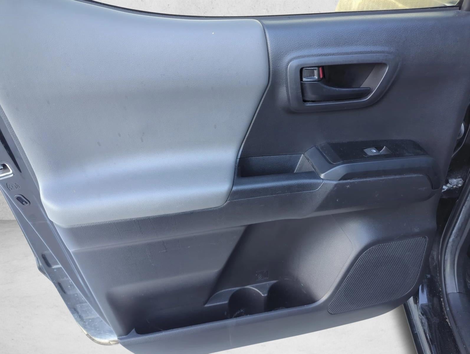 2023 Toyota Tacoma 4WD 4WD SR Double Cab 5' Bed V6 AT (GS)