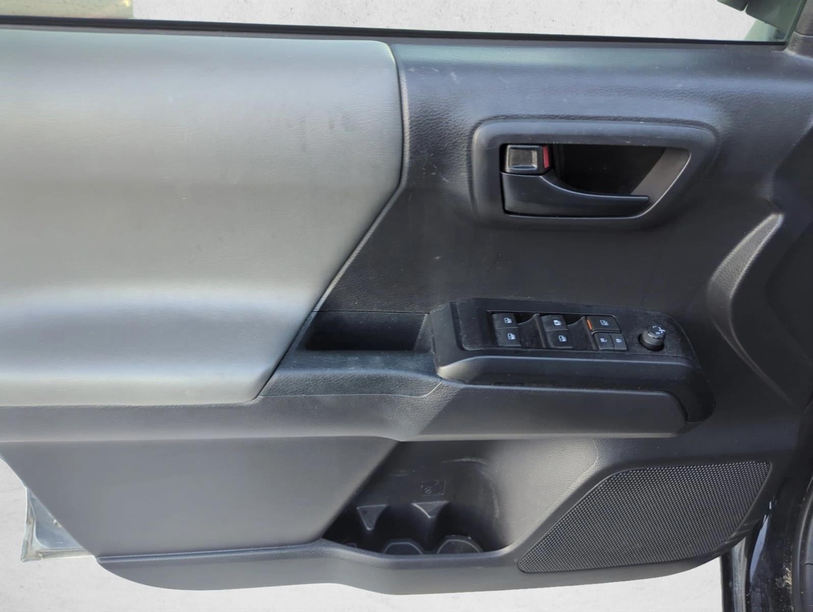2023 Toyota Tacoma 4WD 4WD SR Double Cab 5' Bed V6 AT (GS)