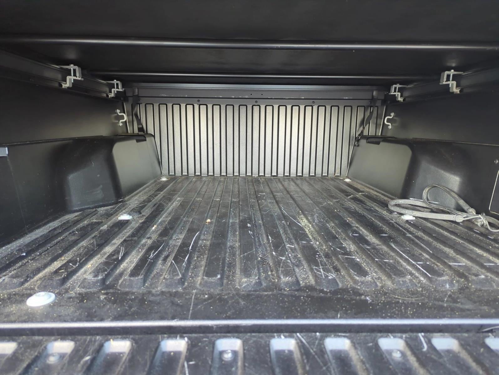 2023 Toyota Tacoma 4WD 4WD SR Double Cab 5' Bed V6 AT (Natl)