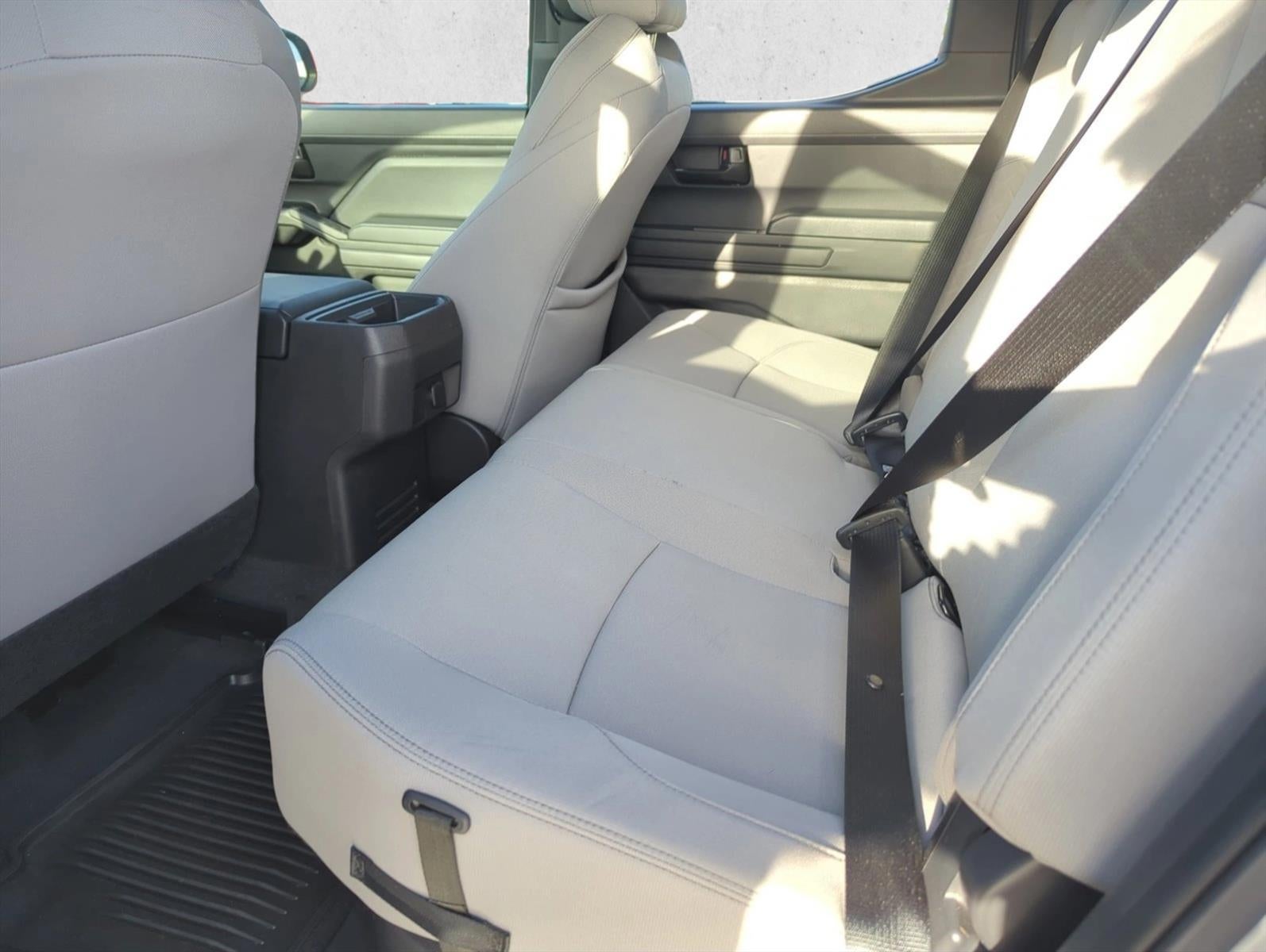 2024 Toyota Tacoma 2WD 2WD SR5 Double Cab 5' Bed AT (Natl)