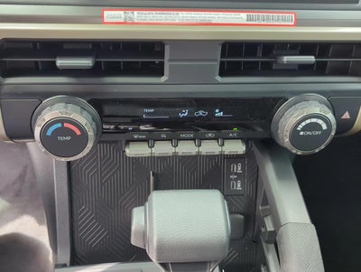 2026 Toyota Tacoma 2WD 2WD SR5 Double Cab 5' Bed AT (SE)