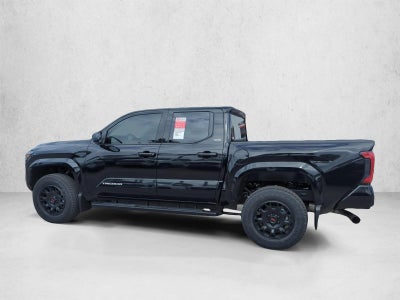 2026 Toyota Tacoma 2WD 2WD SR5 Double Cab 5' Bed AT (SE)
