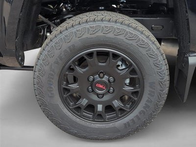 2026 Toyota Tacoma 2WD 2WD SR5 Double Cab 5' Bed AT (SE)