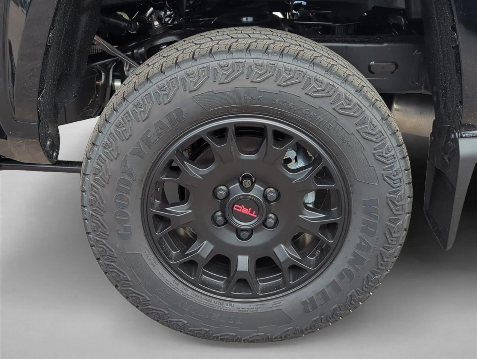 2026 Toyota Tacoma 2WD 2WD SR5 Double Cab 5' Bed AT (SE)