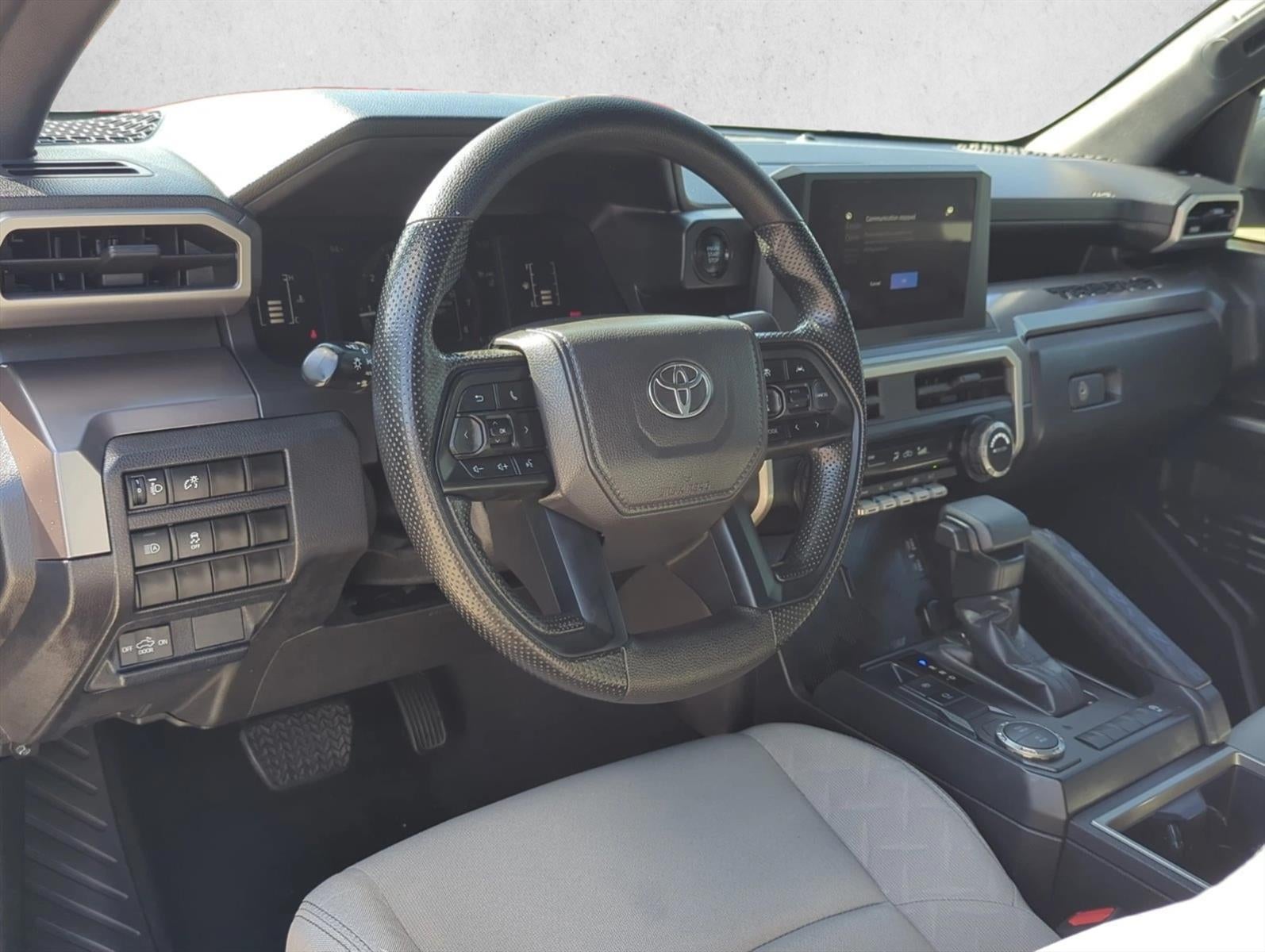2025 Toyota Tacoma 2WD 2WD SR5 Double Cab 5' Bed AT (SE)