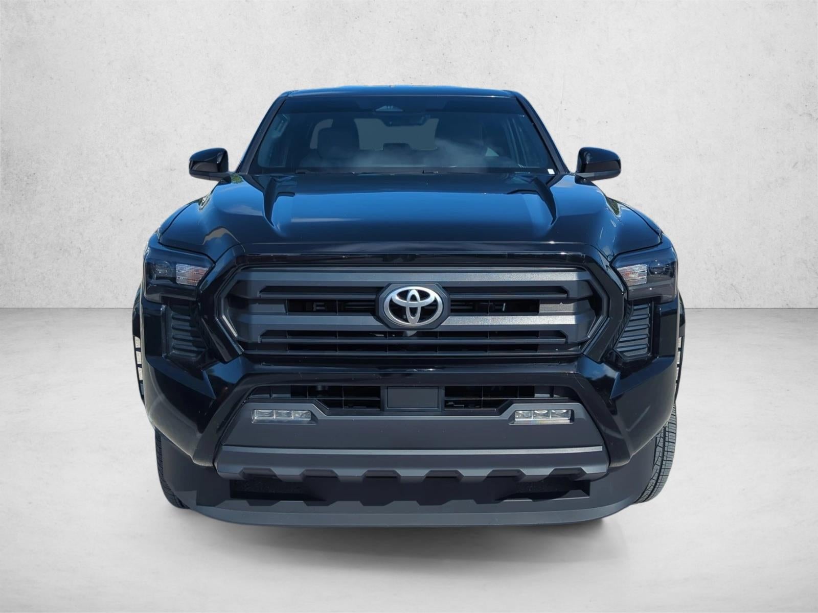 2025 Toyota Tacoma 2WD 2WD SR5 Double Cab 5' Bed AT (SE)