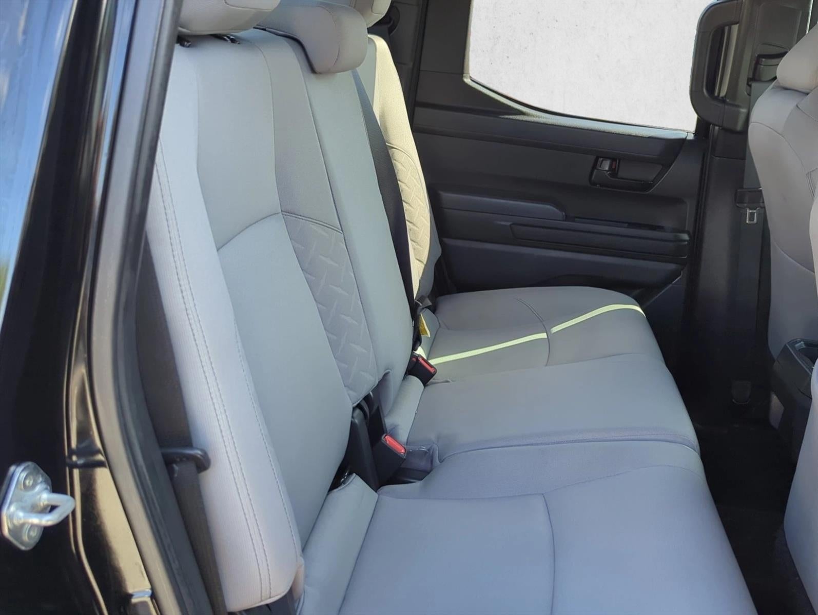 2025 Toyota Tacoma 2WD 2WD SR5 Double Cab 5' Bed AT (SE)