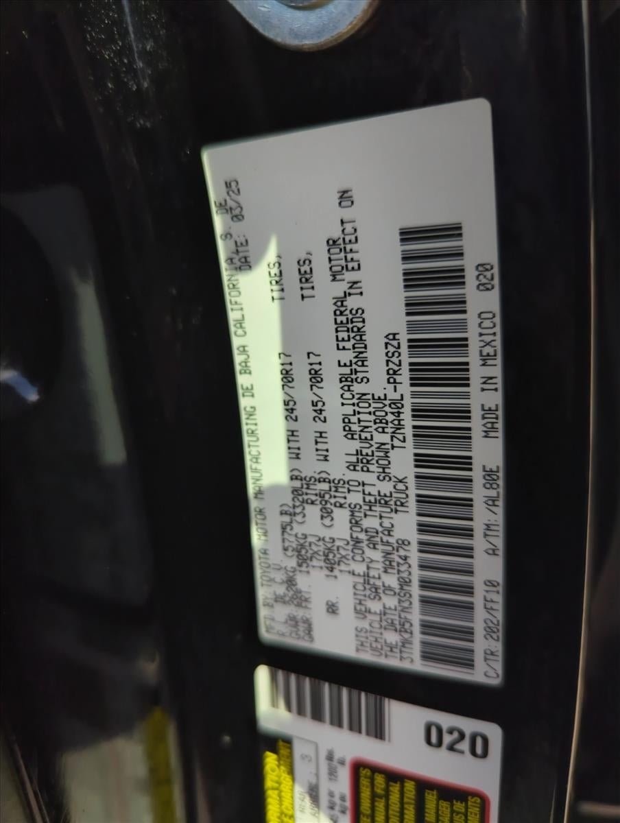 2025 Toyota Tacoma 2WD 2WD SR5 Double Cab 5' Bed AT (SE)
