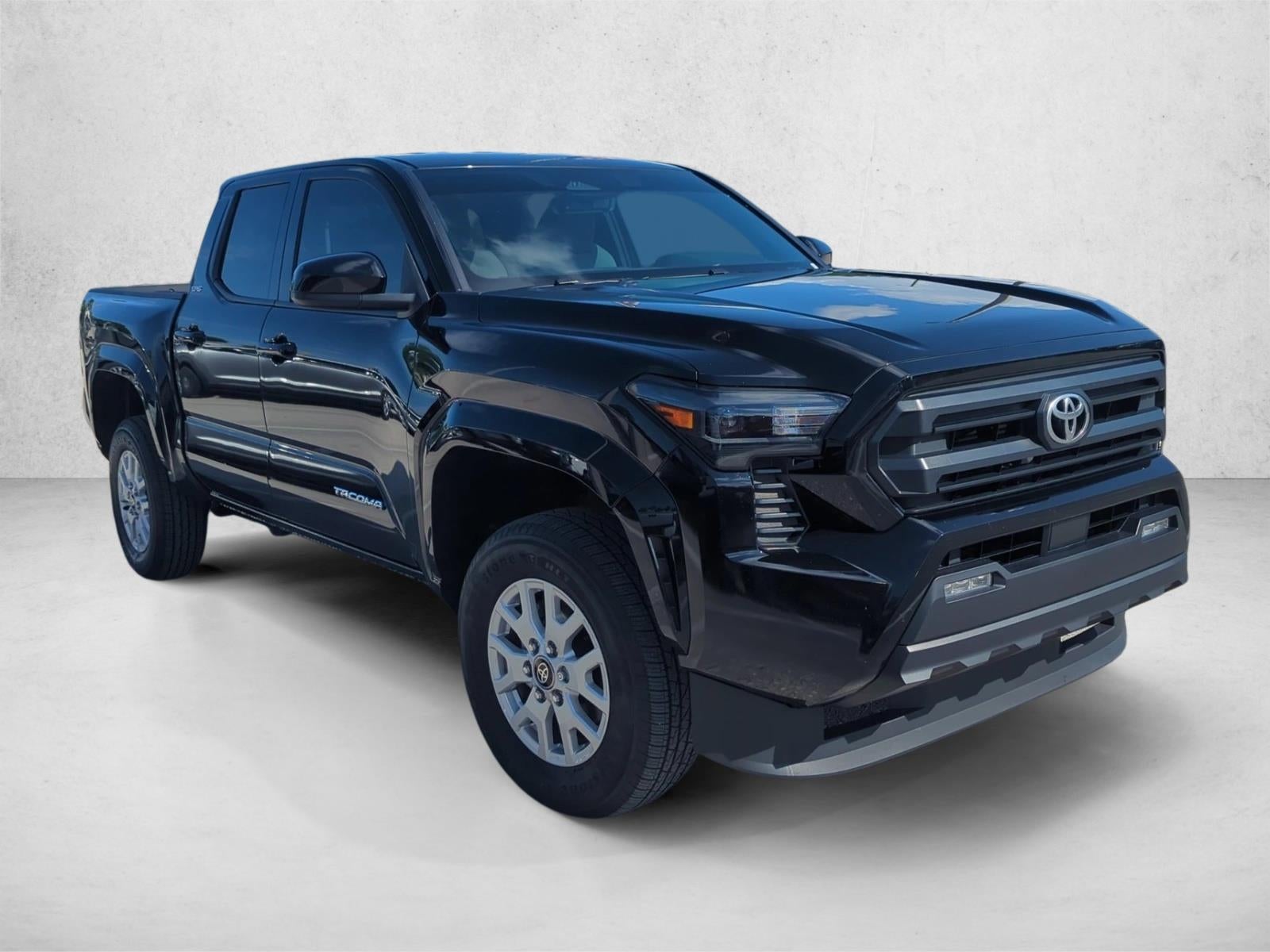 2025 Toyota Tacoma 2WD 2WD SR5 Double Cab 5' Bed AT (SE)