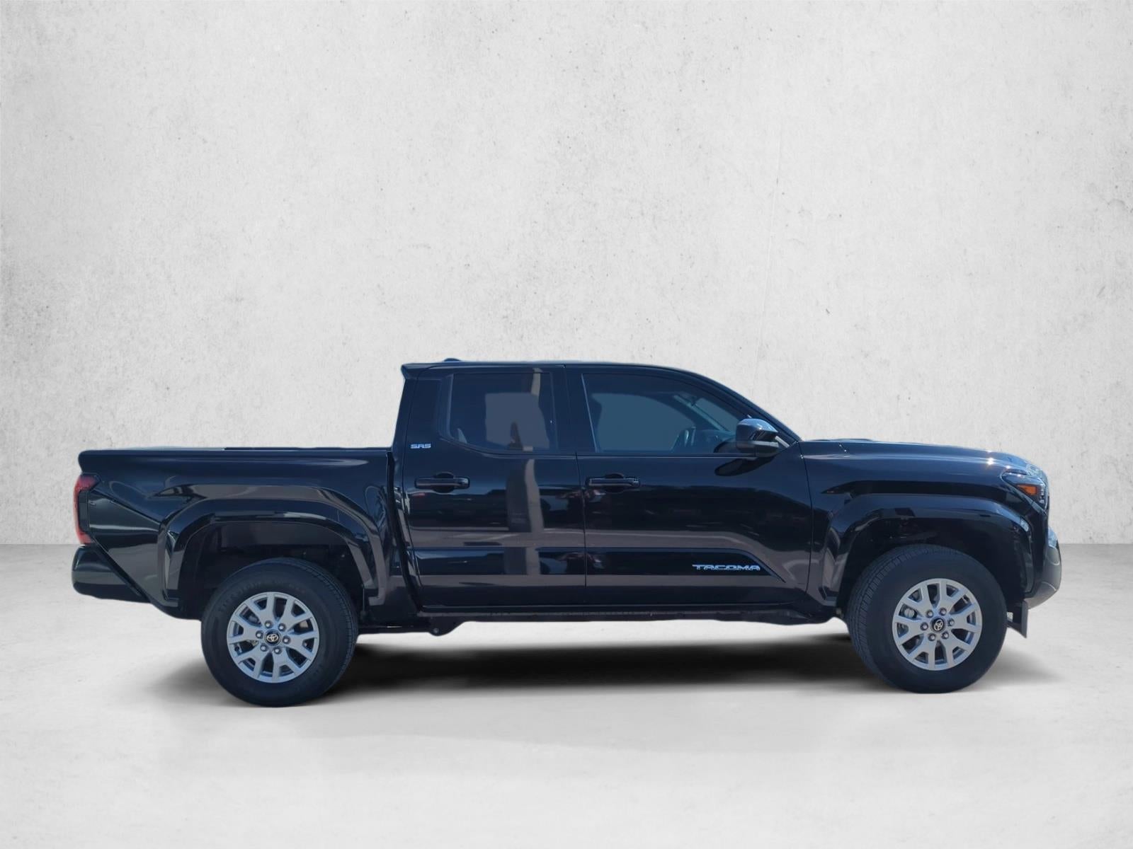 2025 Toyota Tacoma 2WD 2WD SR5 Double Cab 5' Bed AT (SE)