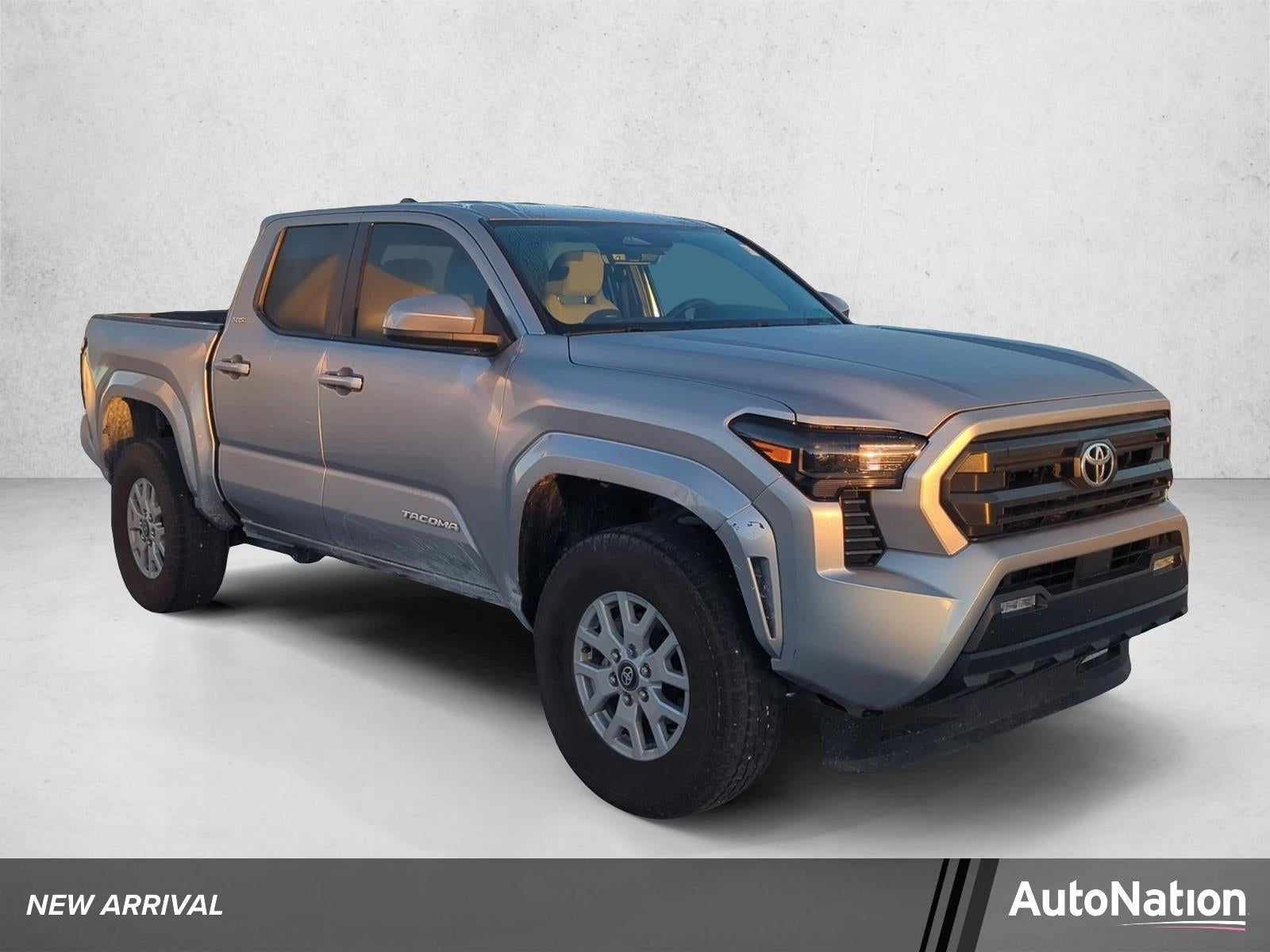 2024 Toyota Tacoma 2WD 2WD SR5 Double Cab 5' Bed AT (Natl)