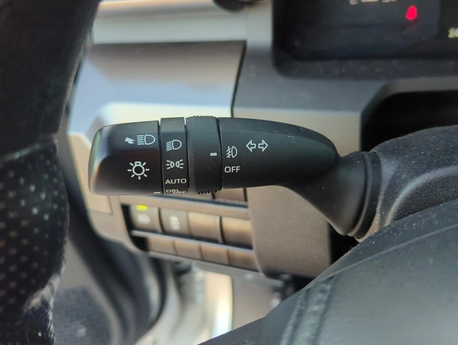 2024 Toyota Tacoma 2WD 2WD SR5 Double Cab 5' Bed AT (Natl)
