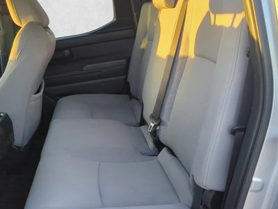 2024 Toyota Tacoma 2WD 2WD SR5 Double Cab 5' Bed AT (Natl)