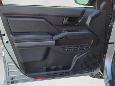 2024 Toyota Tacoma 2WD 2WD SR5 Double Cab 5' Bed AT (Natl)