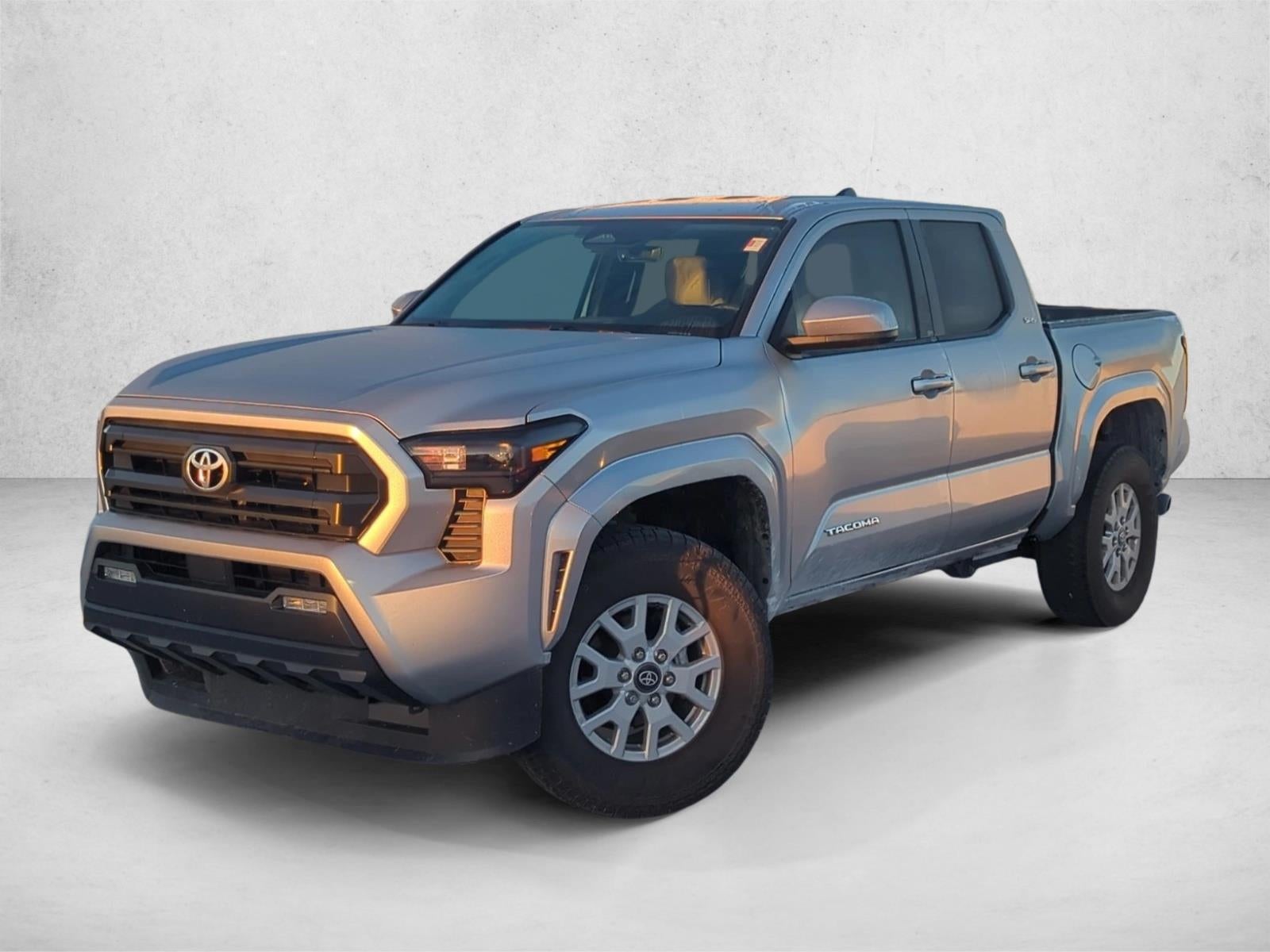 2024 Toyota Tacoma 2WD 2WD SR5 Double Cab 5' Bed AT (Natl)