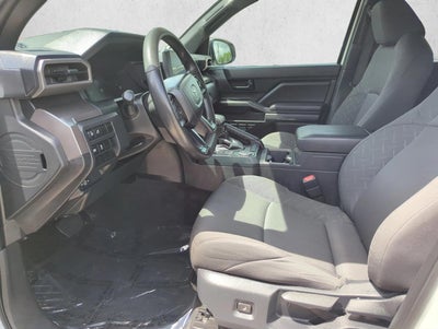 2024 Toyota Tacoma 2WD 2WD SR5 Double Cab 5' Bed AT (Natl)