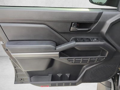 2025 Toyota Tacoma 2WD 2WD SR5 Double Cab 5' Bed AT (Natl)