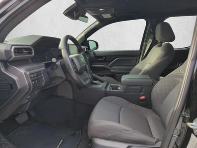 2025 Toyota Tacoma 2WD 2WD SR5 Double Cab 5' Bed AT (Natl)
