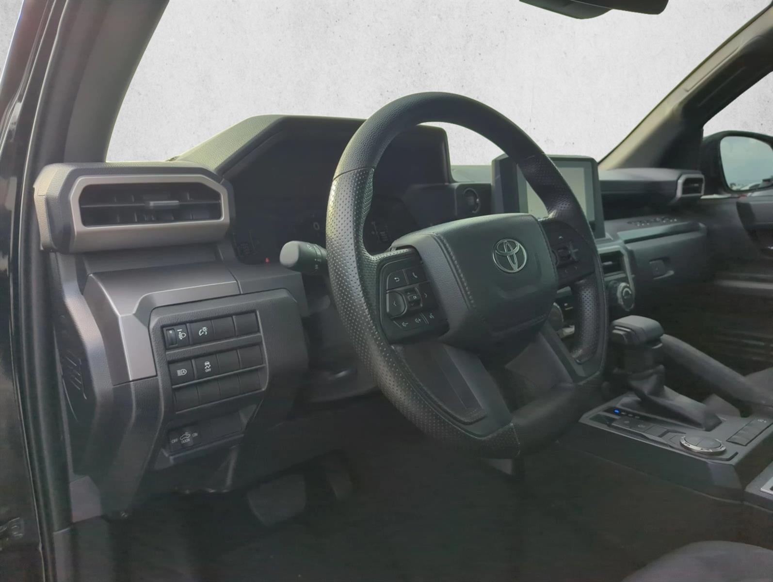 2025 Toyota Tacoma 2WD 2WD SR5 Double Cab 5' Bed AT (Natl)