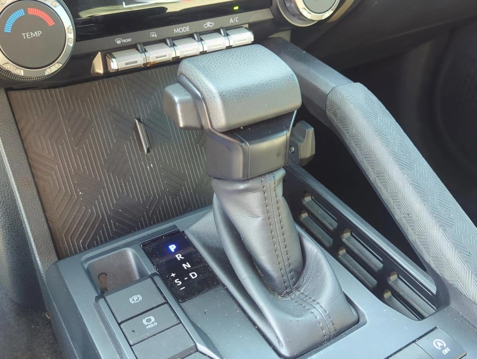 2024 Toyota Tacoma 2WD 2WD SR5 Double Cab 5' Bed AT (Natl)