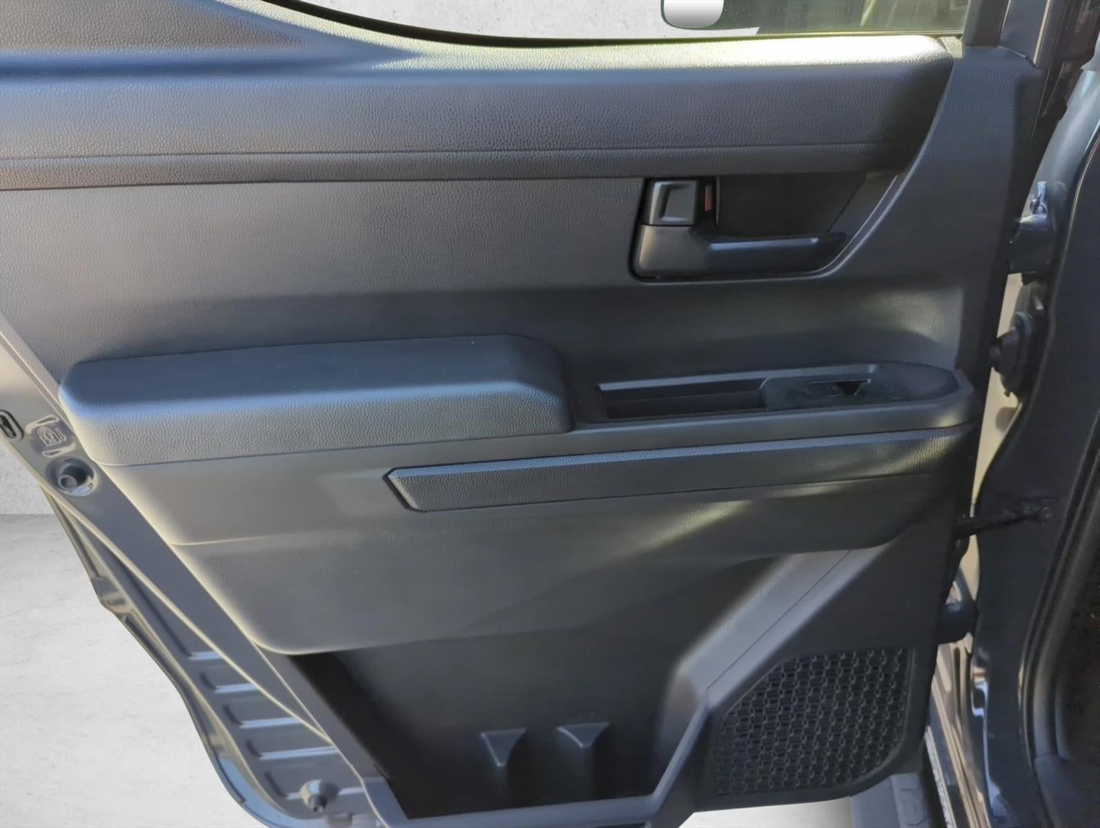 2024 Toyota Tacoma 2WD 2WD SR5 Double Cab 5' Bed AT (Natl)